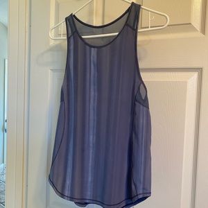 Lululemon sleeveless top